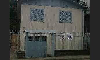 Imagem 4: Casa com 3 Dormitórios e 1 Banheiro, de 160m², 4 vagas de garagem