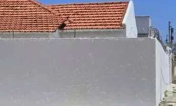 Imagem: Casa comercial com depósitos