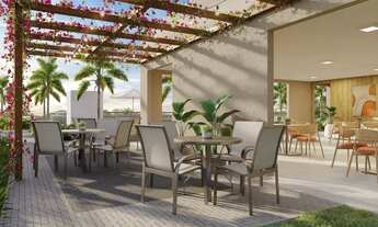 Imagem 5: Espaço de Casa com Segurança de Apartamento: Seu 2 Quartos com Garden em São Lourenço!