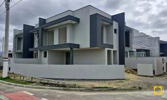 Imagem 7: Sobrado novo para venda com 3 quartos, sendo 1 suíte no bairro Forquilhas, São José/SC