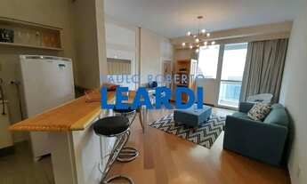 Imagem: FLAT - ALPHAVILLE - SP