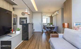 Imagem 4: Apartamento 02 dormit com suíte e 01 vaga, no bairro Azenha, em Porto Alegre