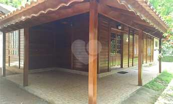 Imagem: Condomínio com 3 quartos para locação