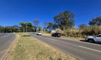 Imagem 4: Lote de 420 m² à Venda na Avenida Bufaiçal Faiçalville