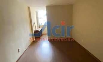 Imagem 3: Apartamento Amplo de 2 Quartos à Venda em Frente ao Metro Siqueira Campos - Copacabana