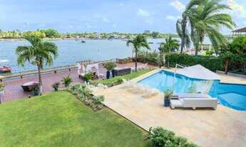 Imagem 6: Exclusividade em Nova Cruz: Mansão Alto Padrão com Píer Privativo e Arquitetura Assinada