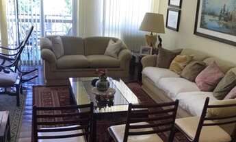 Imagem 2: Apartamento de 226 metros quadrados no bairro Urca com 4 quartos