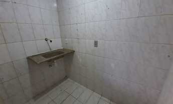 Imagem 4: Kitnet no valor de R$ 750,00/mês - Centro - Maricá/RJ