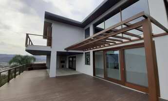 Imagem 2: Casa Alto Padrão para Venda em Morro da Silveira Garopaba-SC