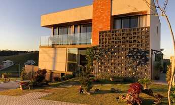 Imagem 3: Casa para venda tem 450 metros quadrados com 4 quartos em São Pedro - Juiz de Fora - MG