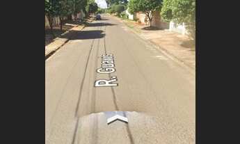 Imagem 3: Terreno 12x39mt com casa no fundo no Tijuca