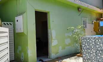 Imagem: Casa com piscina para venda com 2 quartos