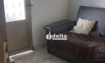Imagem 3: Casa com 3 dormitórios à venda, 90 m² por R$ 250.000,00 - Santa Luzia - Uberlândia/MG