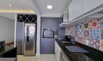 Imagem 3: Apartamento de 02 dormitórios com living estendido e 02 boxes de garagem cobertos no bairr