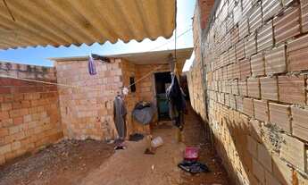 Imagem 3: Vendo lote com barraco LT de 100 mts