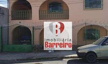 Imagem 2: Casa com 4 dormitórios para alugar, 306 m² por R$ 2.000/mês - Milionários - Belo Horizonte