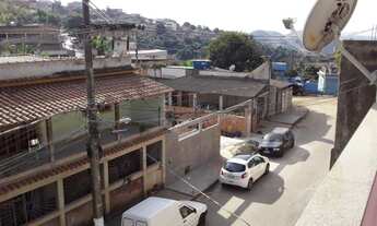 Imagem 3: Casa 190 m², dois andares, 3 quartos, duas vagas de garagem e ponto de comércio por 350 mi