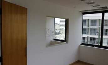 Imagem 4: Sala comercial ampla disponível para locação