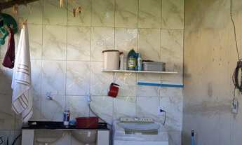 Imagem 5: Casa com 2 quartos sala cozinha banheiro social terreno 360m² laje sem telhado não tem mur