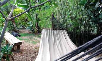 Imagem 2: Casa para venda possui 300 metros quadrados com 6 quartos ACFERRAZ1800