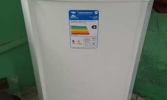 Imagem: Vendendo tanquinho por 550 novo