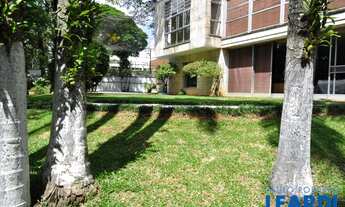 Imagem: SOBRADO - JARDIM EUROPA - SP