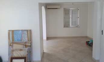 Imagem 6: Casa para aluguel e venda tem 200 metros quadrados com 3 quartos