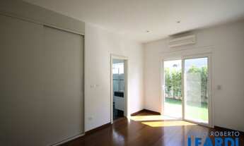 Imagem 5: CASA EM CONDOMÍNIO - ALPHAVILLE - SP