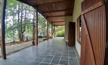 Imagem 5: Fazenda/Sítio/Chácara para aluguel tem 230 metros quadrados com 3 quartos