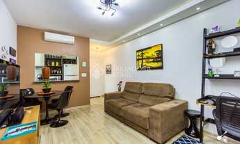 Imagem 2: PORTO ALEGRE - Apartamento Padrão - Azenha