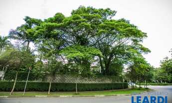 Imagem 2: CASA ASSOBRADADA - JARDIM EUROPA - SP