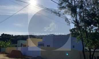 Imagem 2: Vendo casa com 02 quartos próximo de vários comércios em São Pedro da Aldeia