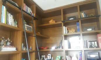 Imagem 3: LA-RA AMIL Aluga Casa 4 dormitórios, 3 suítes, Piscina no Villa Branca - Jacareí-SP