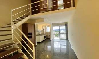 Imagem 2: Oportunidade para sair do aluguel - Apartamento duplex à venda com vista livre