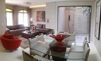 Imagem 2: Casa para Venda - 224.7m², 5 dormitórios, sendo 4 suites, 3 vagas - Jardim Botânico