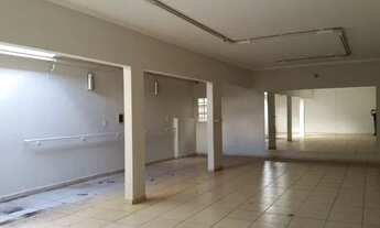 Imagem 5: Aluga casa comercial AV Juscelino K. Oliveira com 6 salas, cozinha, 6 banheiros com acessi