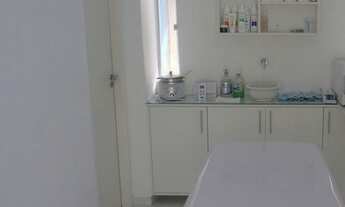 Imagem: Sala de estética dentro de salão de beleza