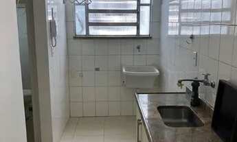 Imagem 4: Apartamento com quarto, sala, cozinha, banheiro e pequena área de serviço