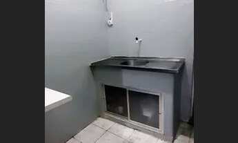 Imagem 3: Centro- Apartamento Conjugado, Quarto, Cozinha, banheiro e área R$ 450,00