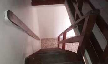 Imagem 2: ALUGO CASA COM 5/4 PERFEITA PARA USO COMERCIAL, CLINICA ETC