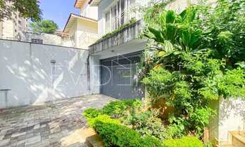 Imagem 5: Sobrado á venda com 3 dormitórios e 4 vagas de garagem