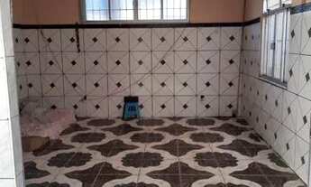 Imagem: VENDO EM SEPETIBA - CASA ENORME - COM QUINTAL