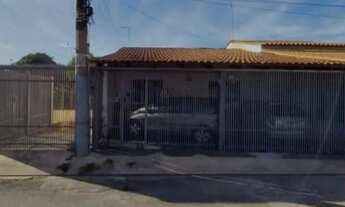 Imagem: Lote de 150m² com 2 casas, escriturado