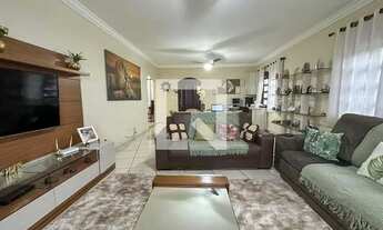 Imagem 4: Casa de Condomínio para Aluguel - Jardim Três Marias, 3 Quartos, 250 m2