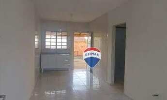 Imagem 2: Casa com 60m , 02 dormitórios , 01 sala, 01 cozinha e 01 banheiro , 01 área de serviço e 0