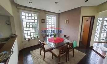 Imagem 5: Sobrado em Jacareí, no bairro Jardim Siesta, à venda