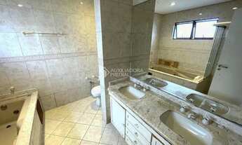 Imagem 6: Cobertura de Alto Padrão para Locação - Vista Mar e Lazer Privativo