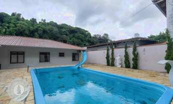 Imagem 10: Casa com piscina no bairro Itoupava Norte!
