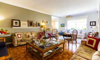 Imagem 2: Apartamento 332 m2 mobiliado, com 5 dormitórios sendo 1 suíte, sala 4 ambientes e 2 vagas