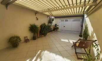 Imagem: Sobrado em Rua Lourenço de Almada - Vila